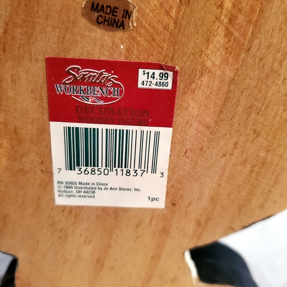 Santa's Workbench Wood Christmas Decorations - Picture 5 of 6